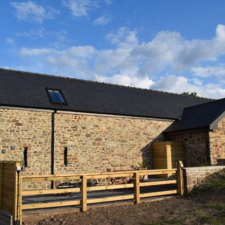 Cowshed In The Black Mountains Abergavenny Exterior foto