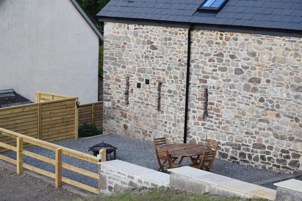 Cowshed In The Black Mountains Abergavenny Exterior foto