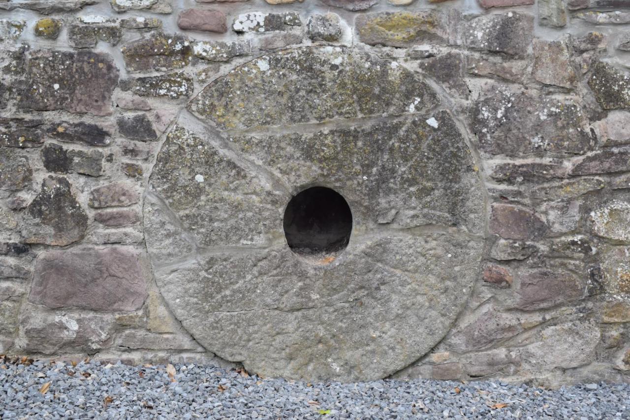 Cowshed In The Black Mountains Abergavenny Exterior foto